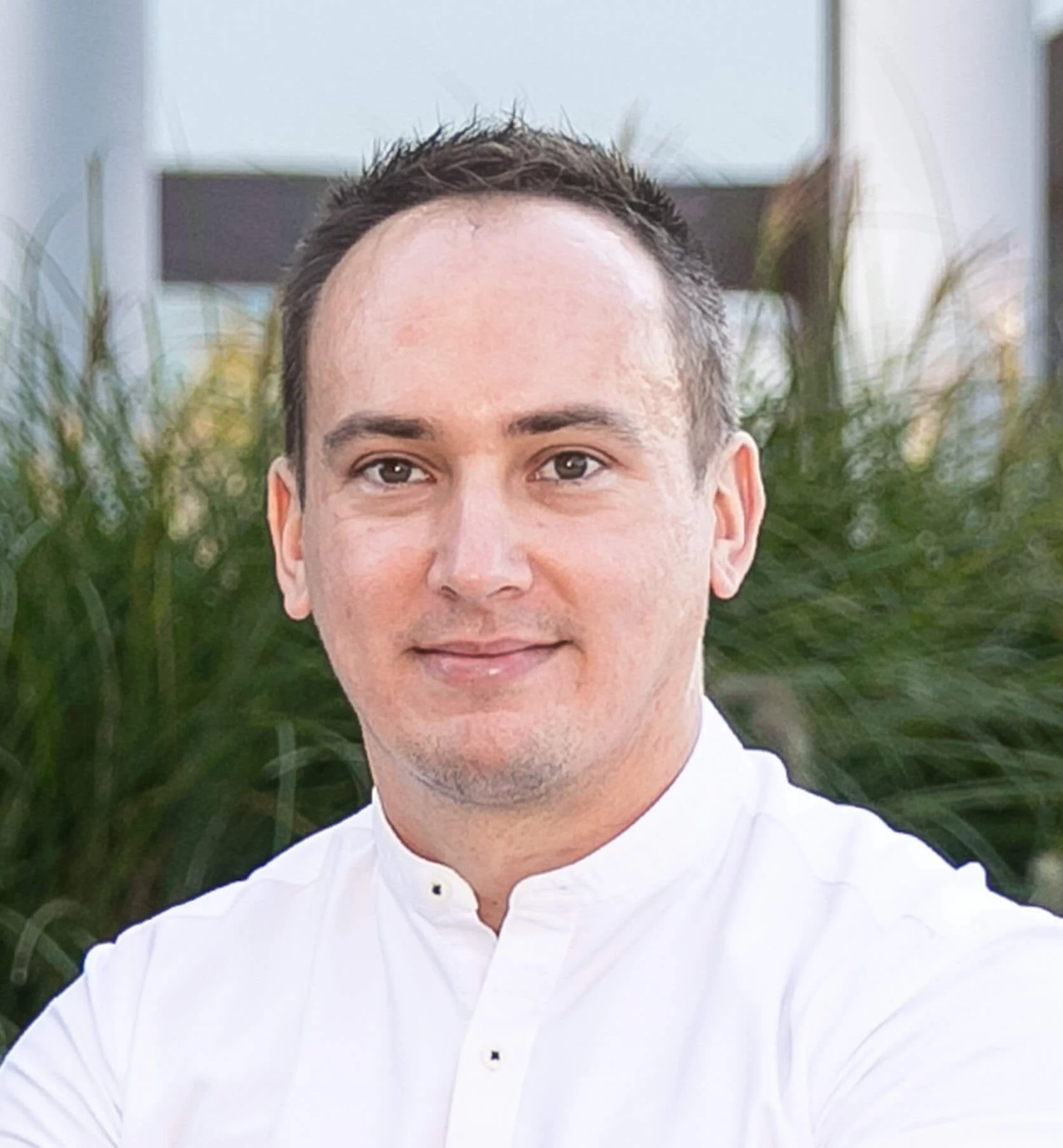 Lukáš Bednár, MBA, MSc. Recenzie nahled